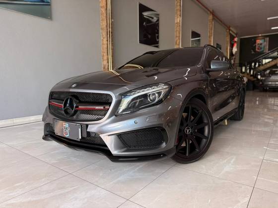 MERCEDES-BENZ GLA 45 AMG 2.0 16V TURBO GASOLINA 4P AUTOMÁTICO MERCEDES-BENZ GLA 45 AMG 2.0 16V TURBO GASOLINA 4P AUTOMÁTICO
